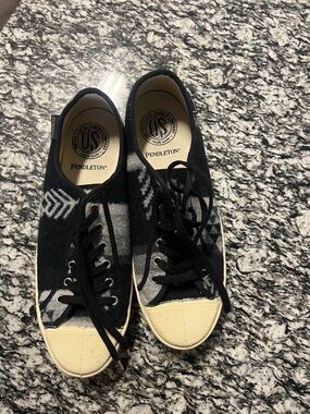 Pendleton Black & Cream Geometric Wool Lace-Up Sneakers